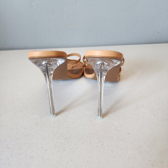 BCBGMaxAzria Sandals "NEW" - Picture 6 of 16